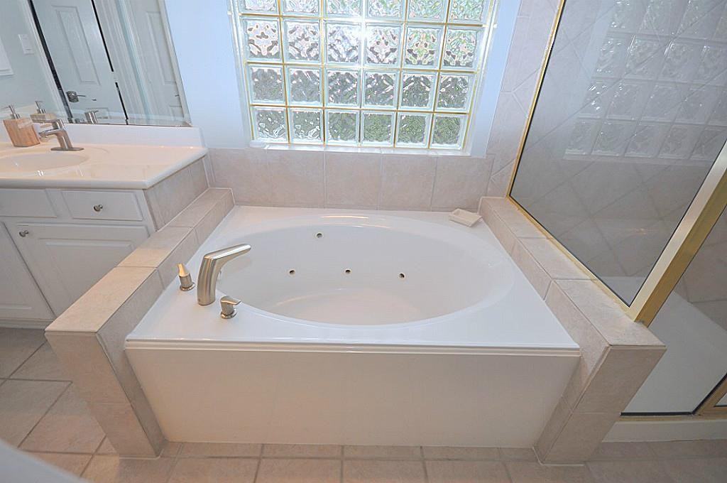 22510 Oak Mist Lane #22510 - Photo 6 of 29