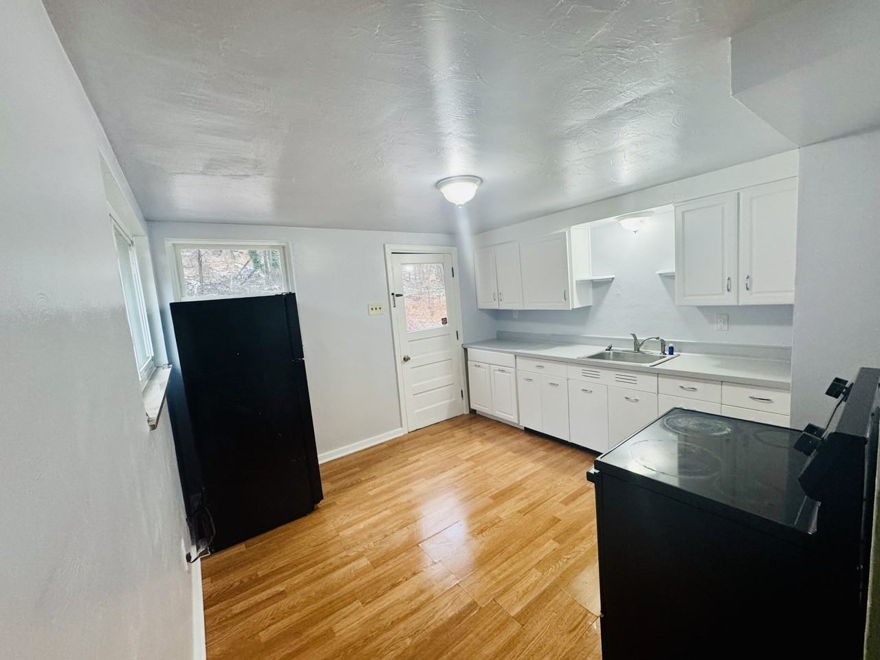 428 Hochberg Road #2 - Photo 4 of 16