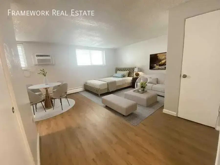 1400 Moline St #105 - Photo 2 of 8