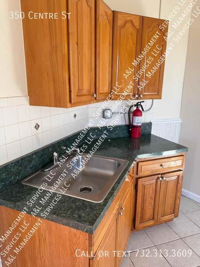 350 Centre St - Photo 7 of 17