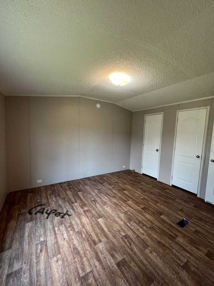 142 County Road 7714 #E16 - Photo 6 of 15