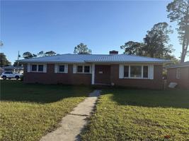 featured image of 2222 Parkwood Drive