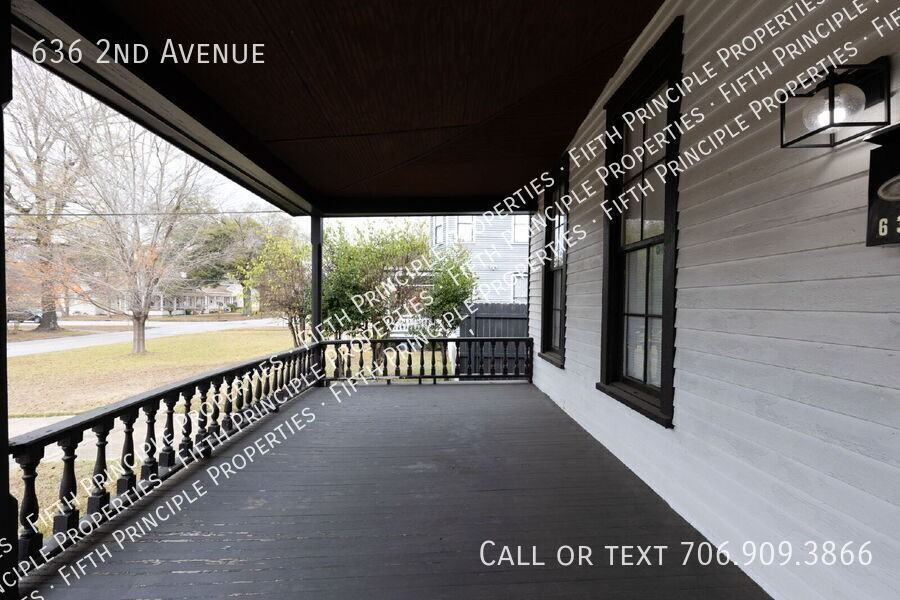 636 2nd Ave - Photo 3 of 31