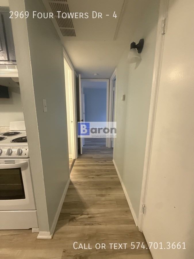 2969 Fourtowers Dr #4 - Photo 4 of 14