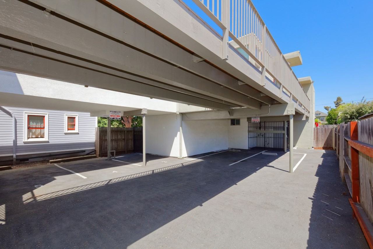 2231 Ward Street #D - Photo 5 of 14