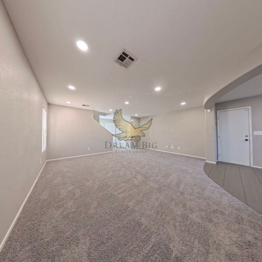 548 Haunts Walk Avenue - Photo 5 of 37