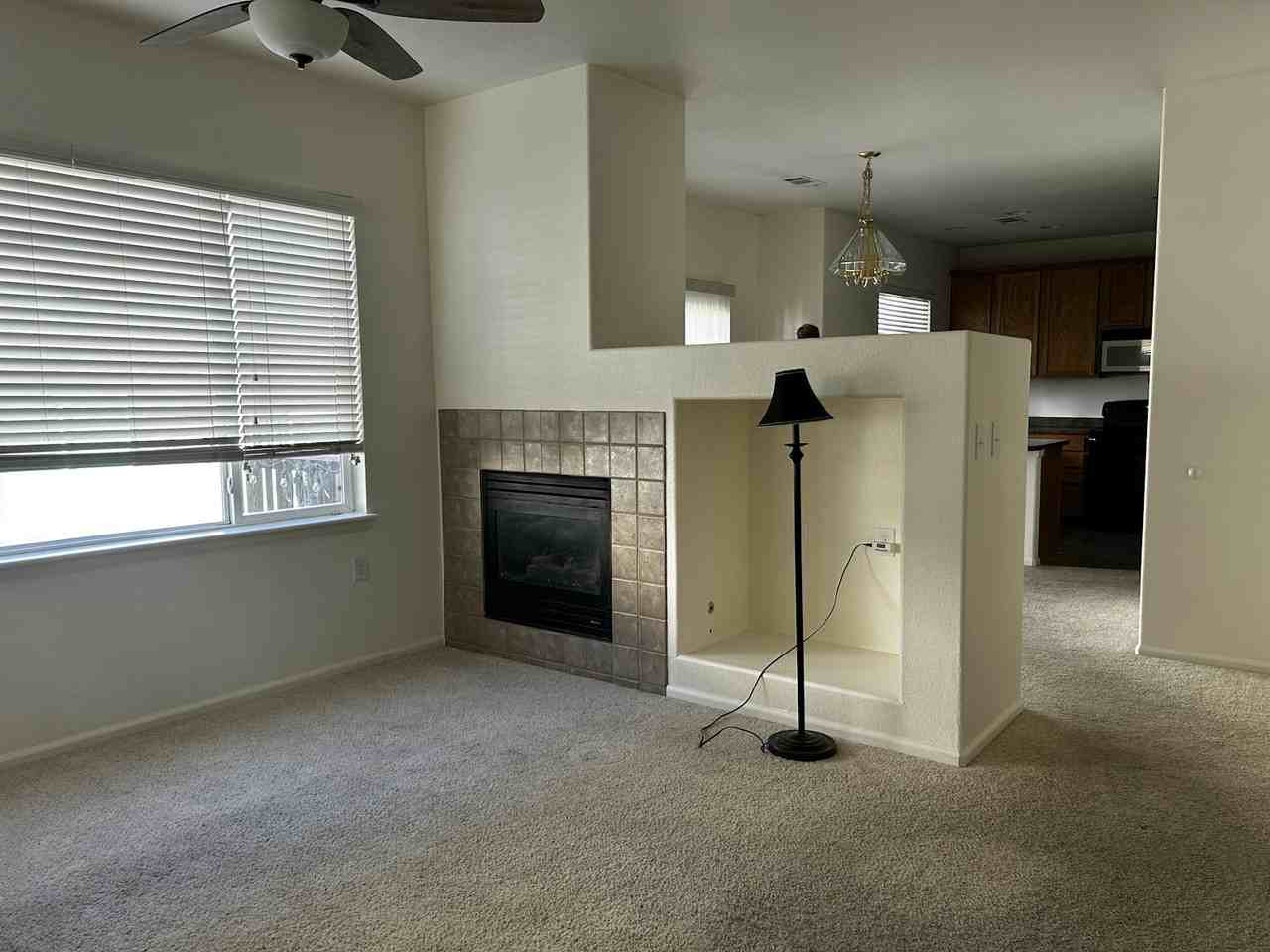 12929 Grant Circle East, Unit A - Photo 4 of 18