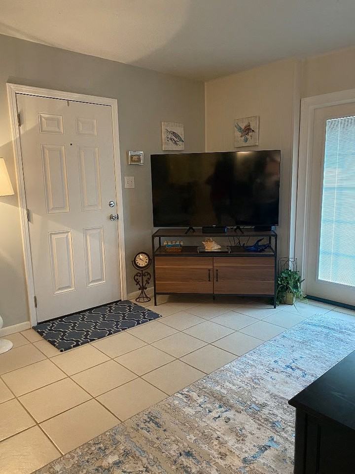 2100 West Beach Drive, Unit H-204 - Photo 4 of 9