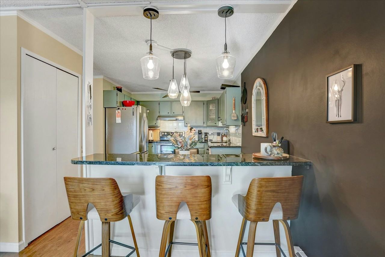 7040 East Girard Avenue, Unit E406 - Photo 3 of 27