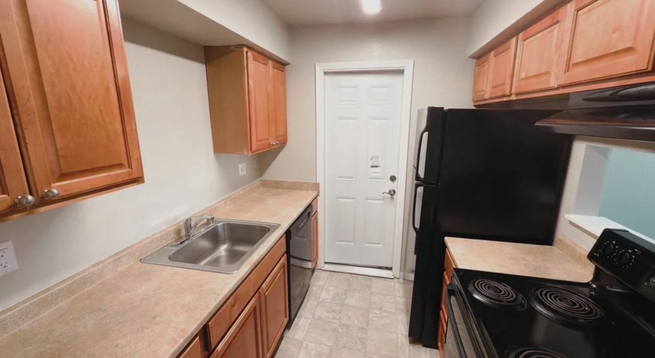 1061 Mohr Lane - Photo 5 of 13