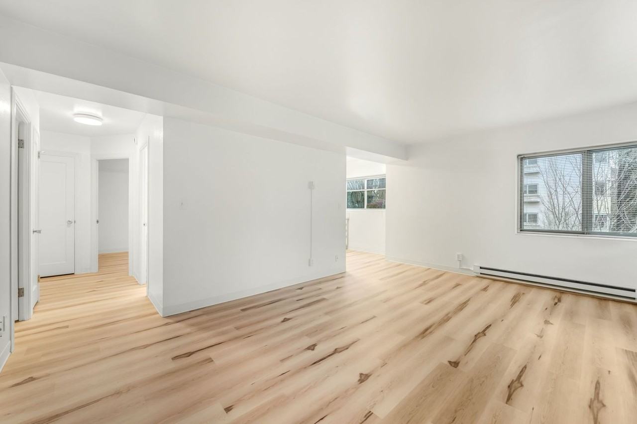 Uptown Arms - Photo 3 of 33