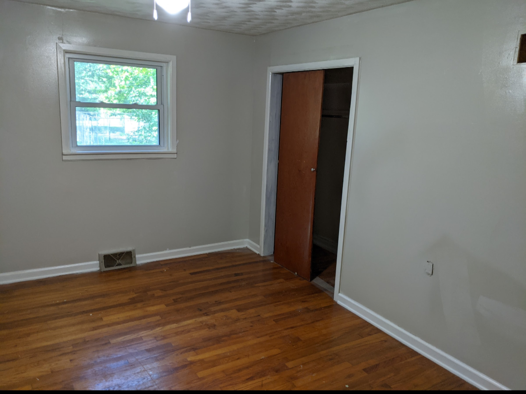 716 Frisco Street #716 - Photo 5 of 7