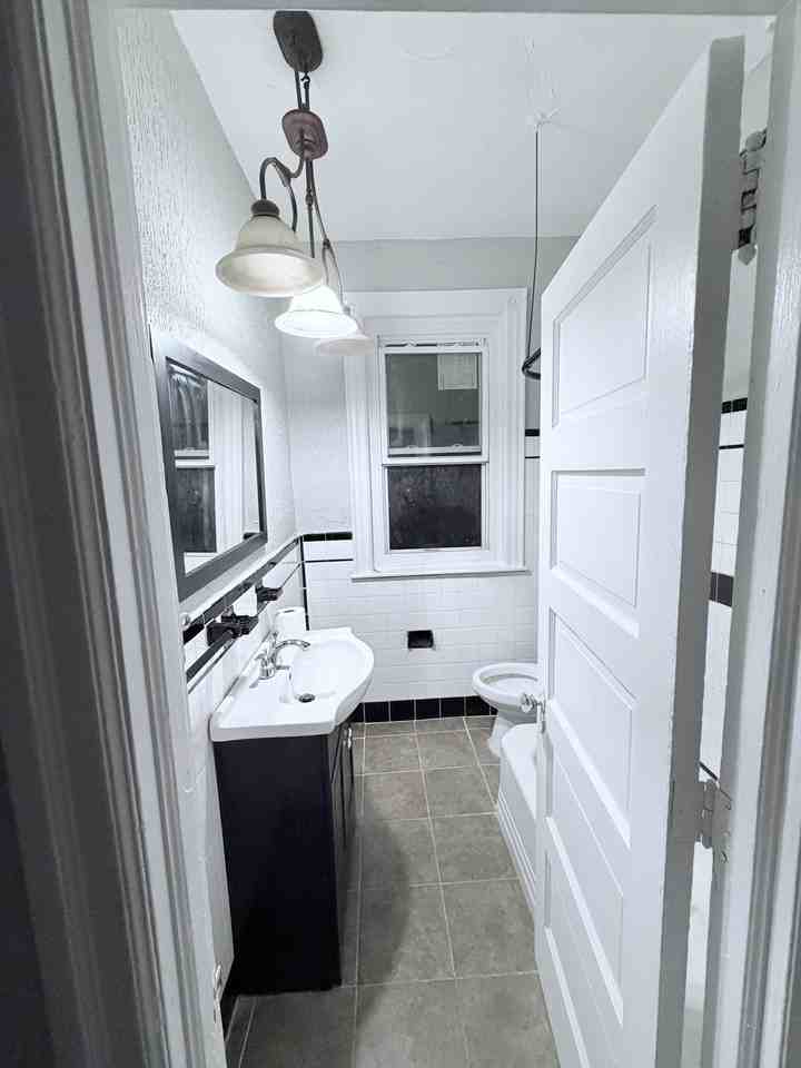 428 South 57th Street #2 - Photo 4 of 13