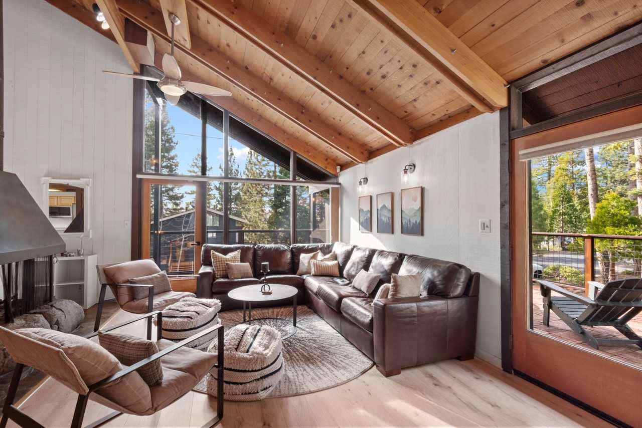 7639 Forest Glenn Dr #NA - Photo 2 of 19