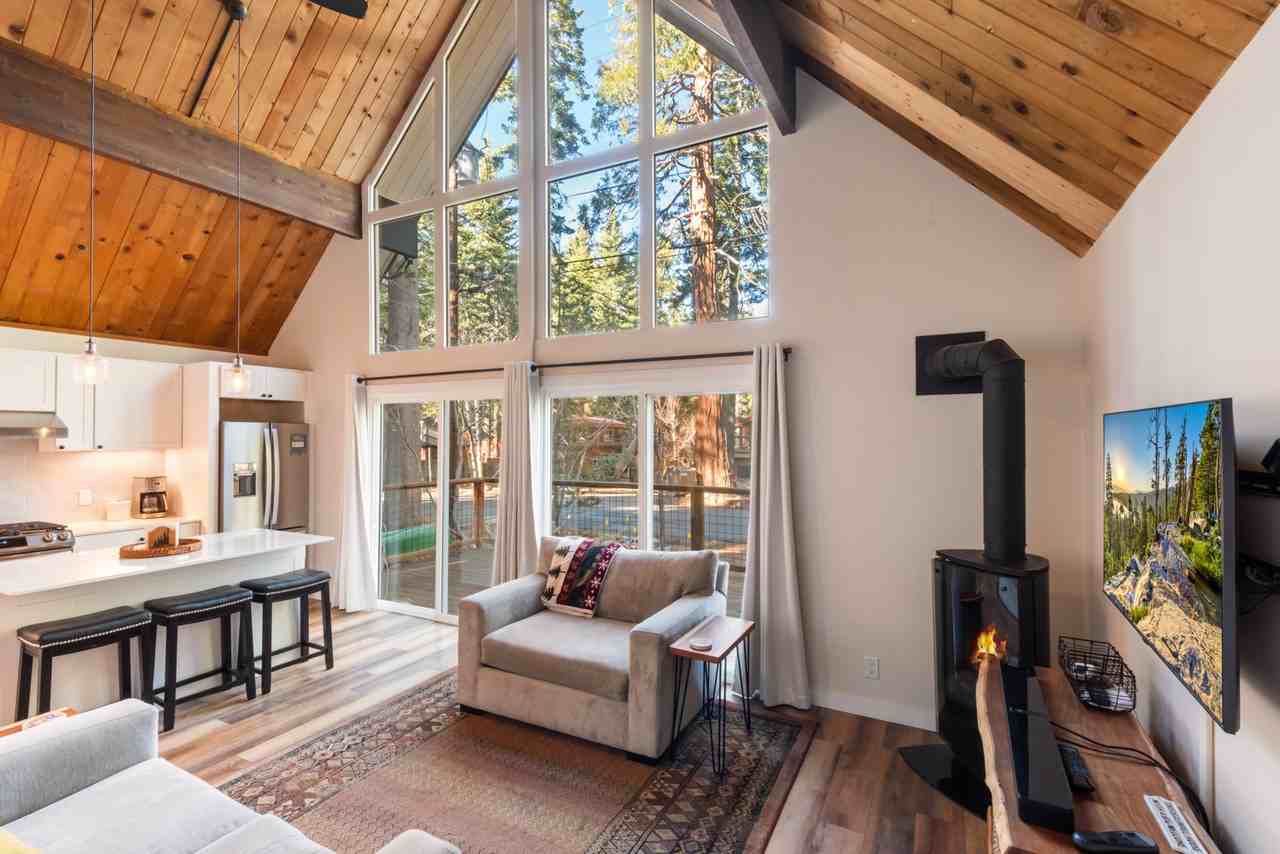 319 Pine Street #NA - Photo 3 of 23