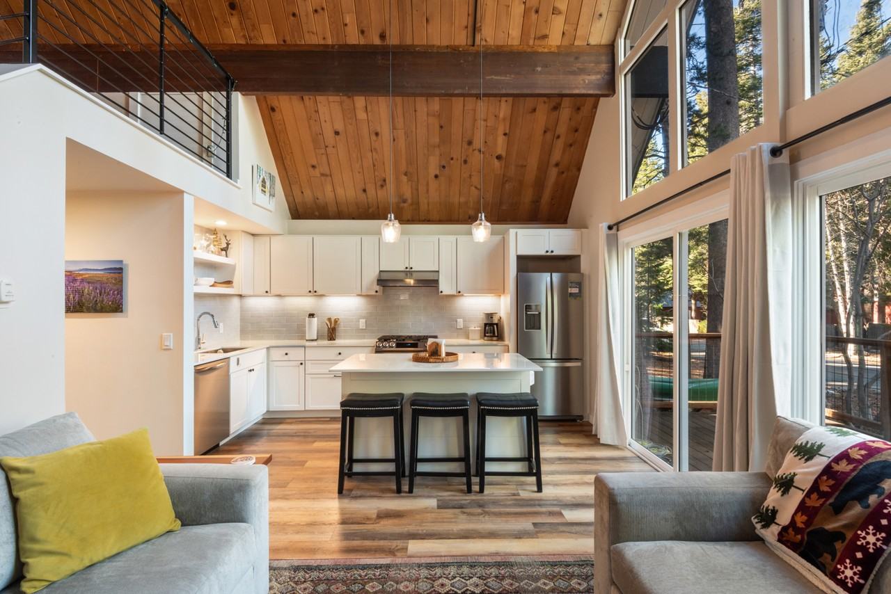 319 Pine Street #NA - Photo 4 of 23