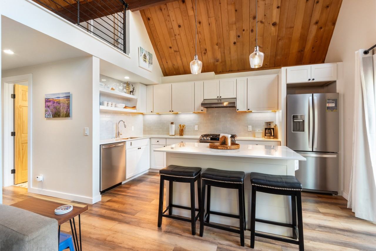 319 Pine Street #NA - Photo 5 of 23