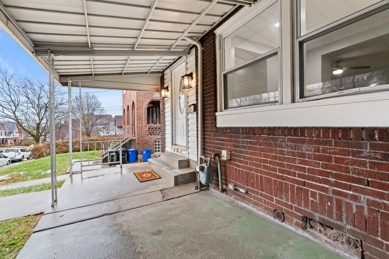 5905 Hobart Street #NA - Photo 2 of 27