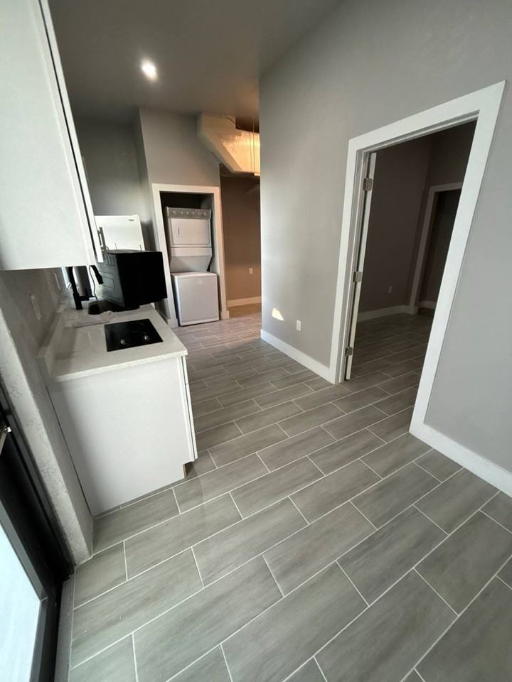 3900 9th Street Southwest #2