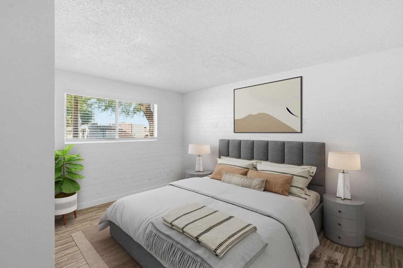 Buenas Casitas on 59th - Photo 4 of 50