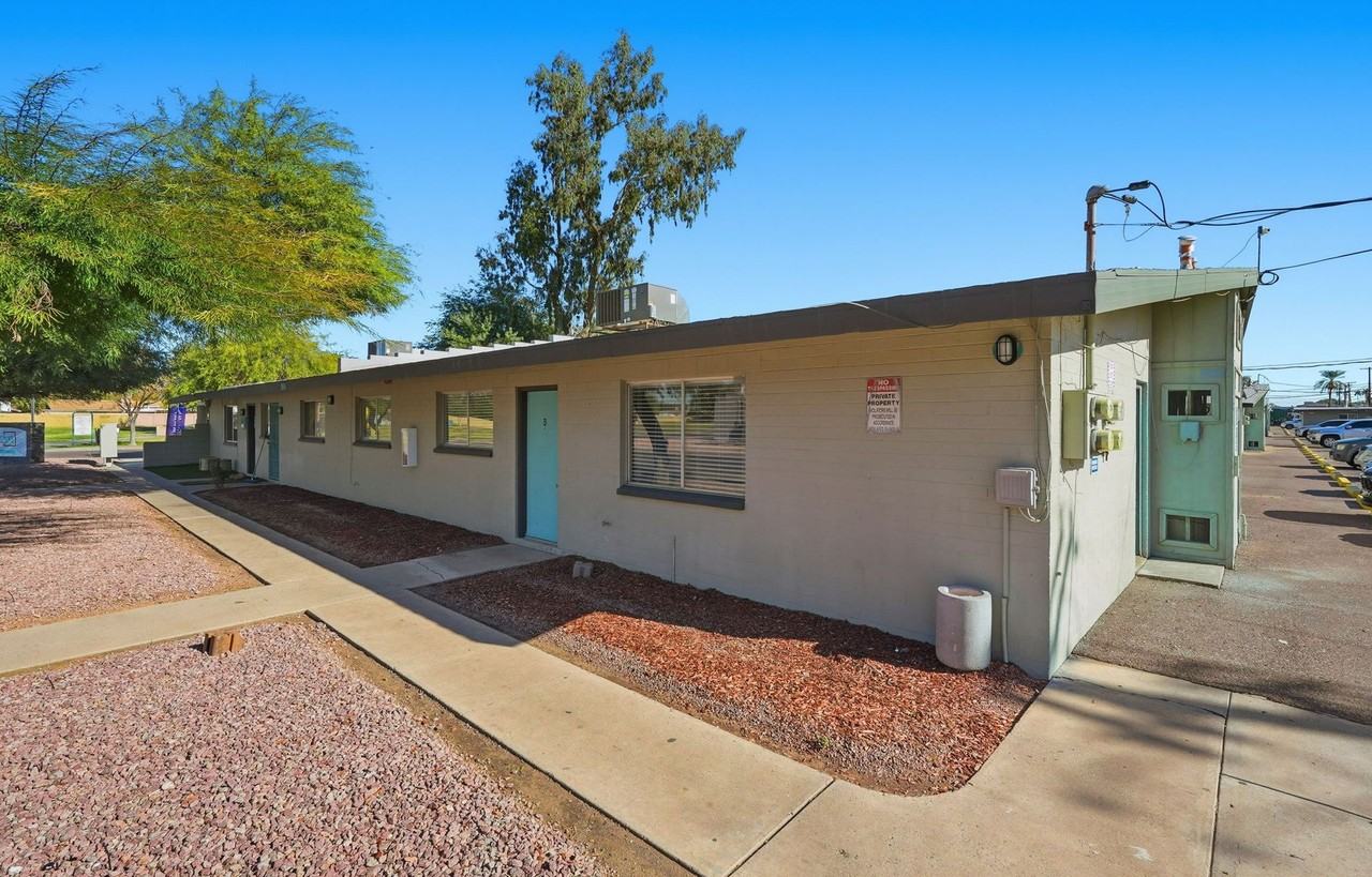 Buenas Casitas on 59th - Photo 7 of 50