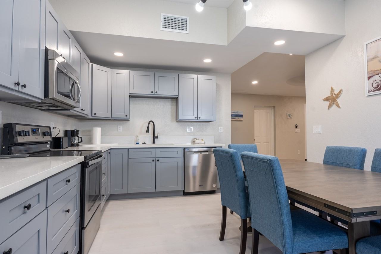 961 South Macdonald #6MASTER - Photo 4 of 10