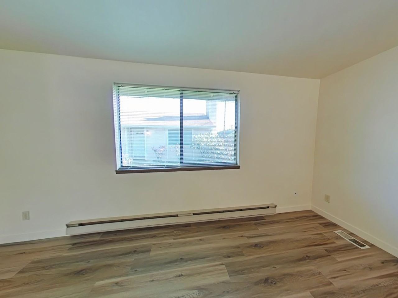 1645 23rd Court Southeast - Photo 7 of 13