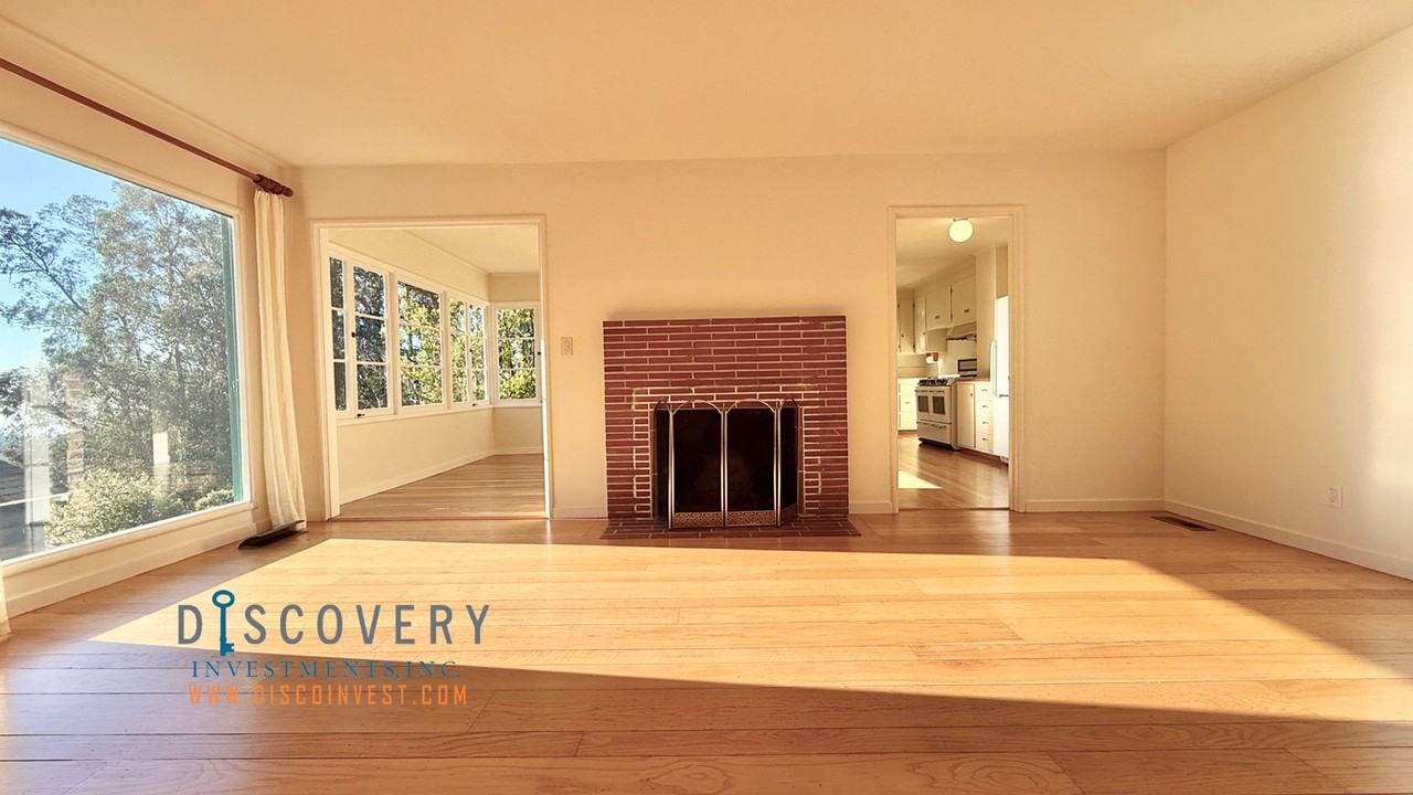 6857 Armour Dr - Photo 5 of 34