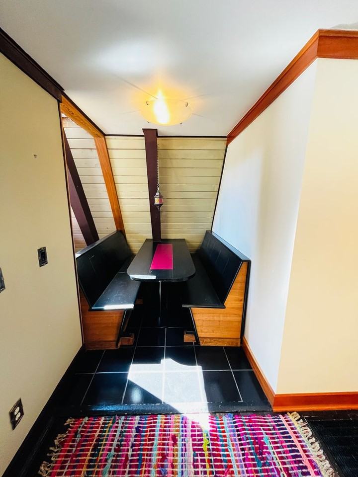 9101 Springridge Rd Ne - Photo 7 of 43