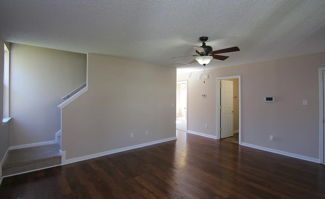 117 Antler Way - Photo 6 of 33