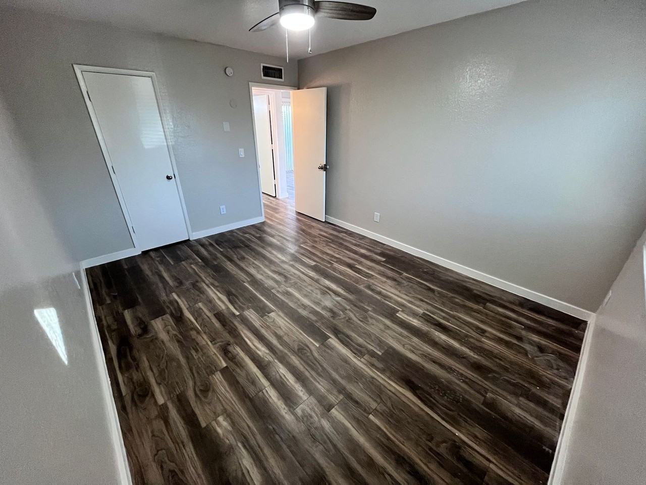 3706 E Fairmount Street - Photo 7 of 21