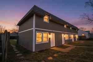 featured image of 3086 Grasmere Avenue