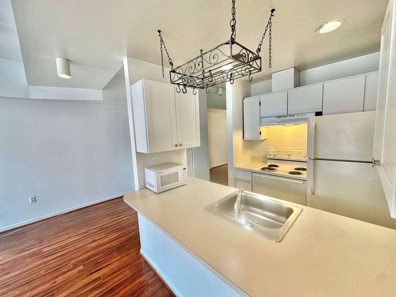 2407 18th Street Northwest - Photo 7 of 36