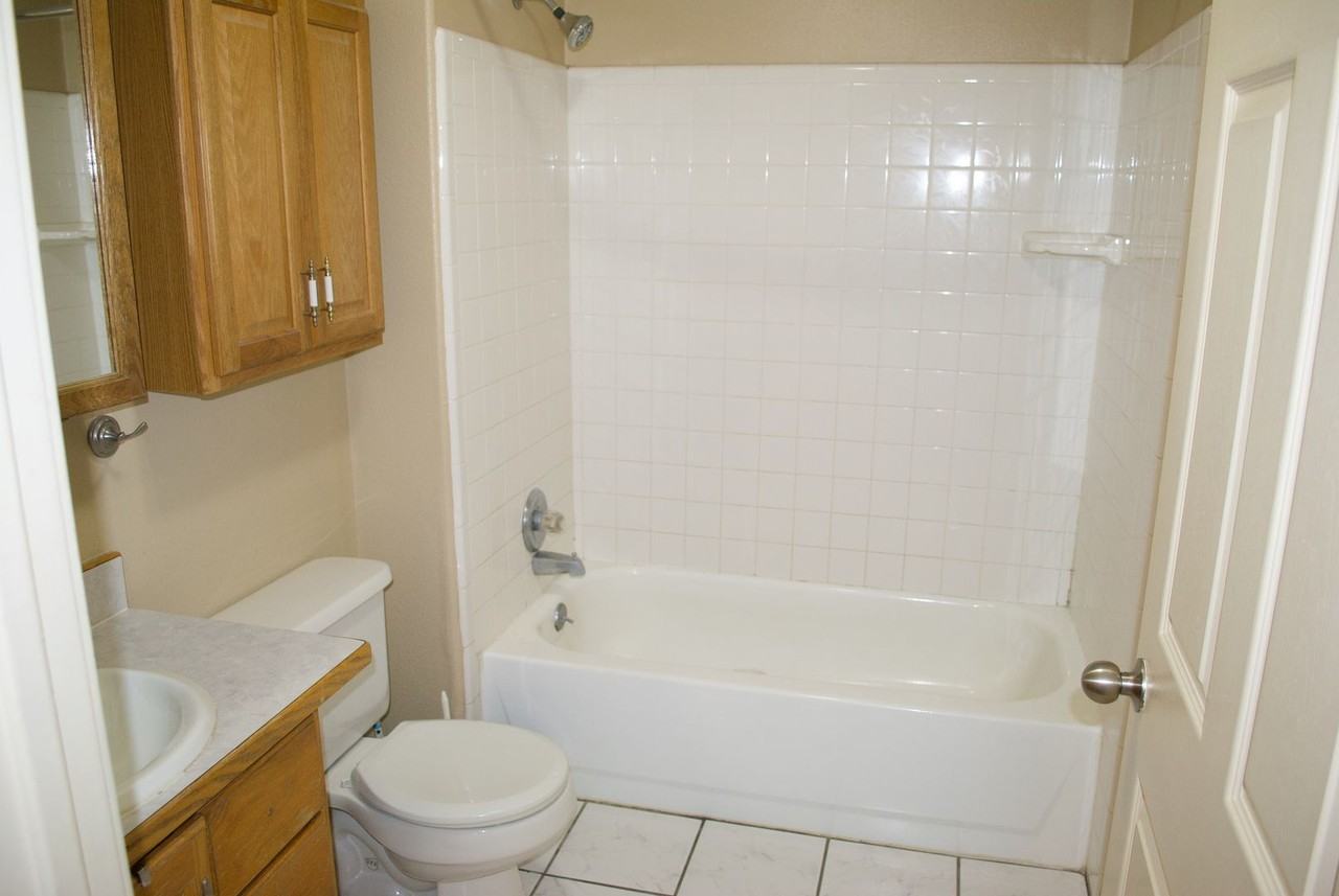 6201 South 3100 West - Photo 7 of 15