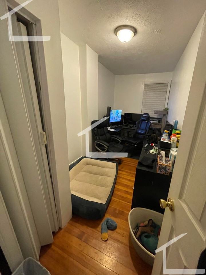 293 Main Street - Photo 6 of 9