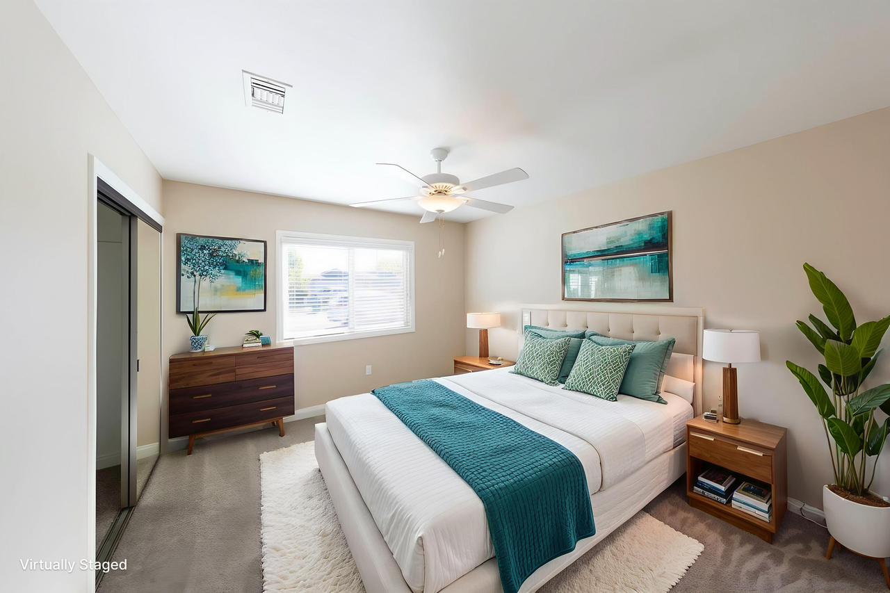 8821 Montrose Avenue - Photo 7 of 14