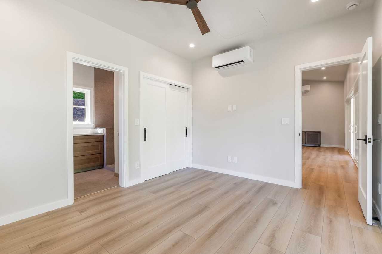 2282 Kamaile St - Photo 7 of 35