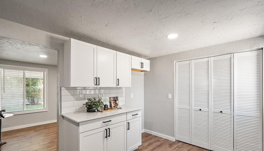 316 East 46th Street #1 - Photo 6 of 10