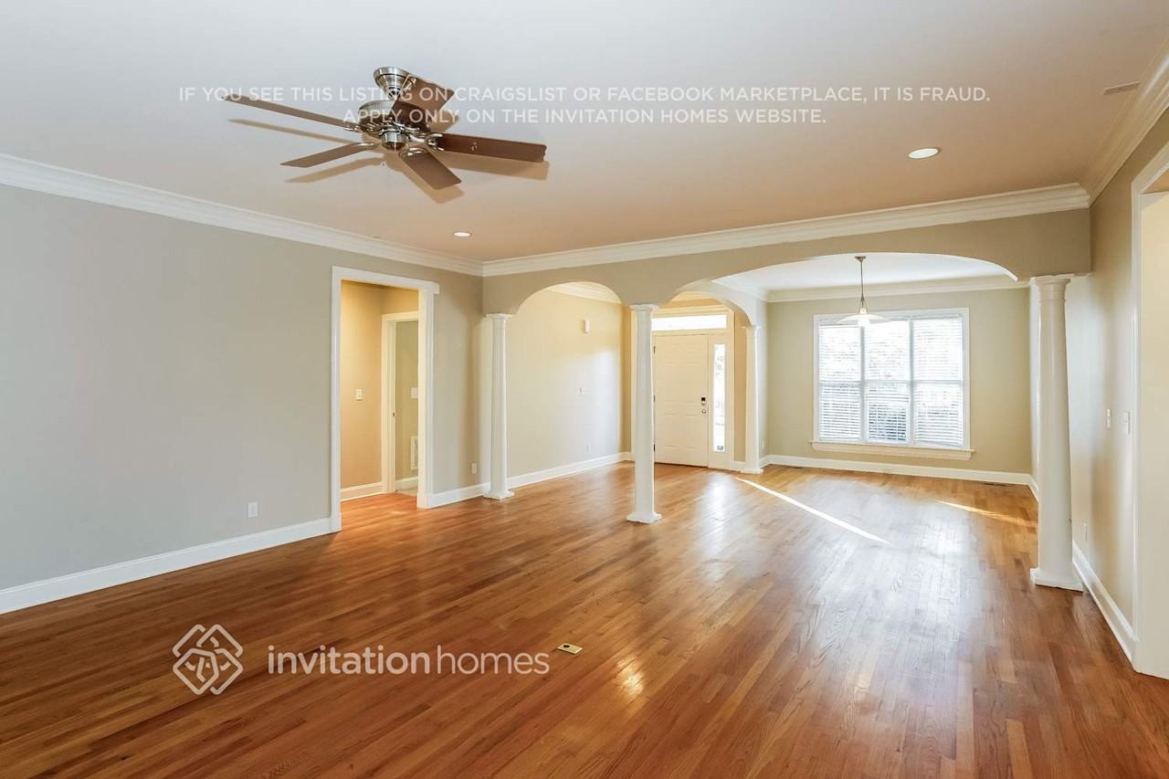 19524 Coachmans Trce - Photo 6 of 18