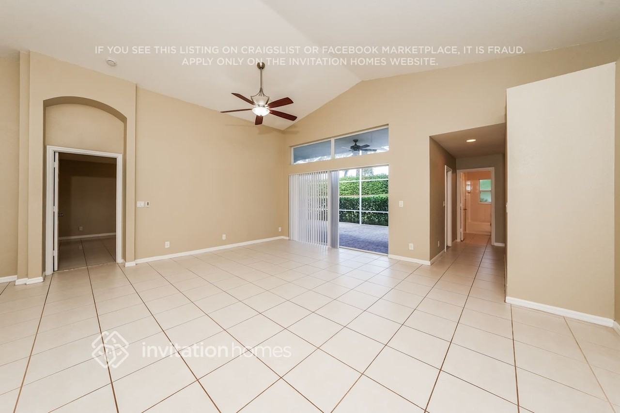 4066 Bahia Isle Circle - Photo 2 of 17
