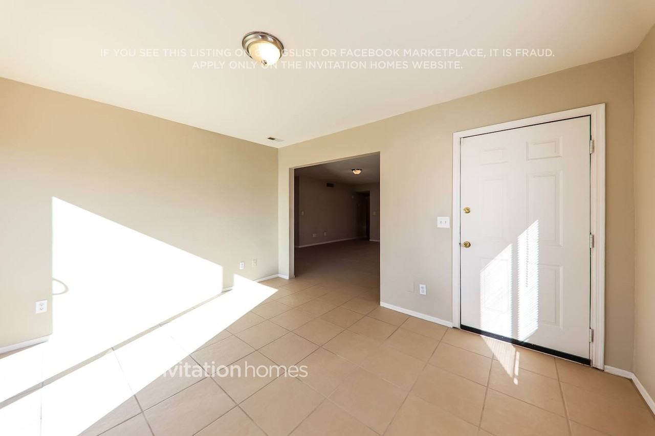 4433 W Taro Dr - Photo 6 of 17