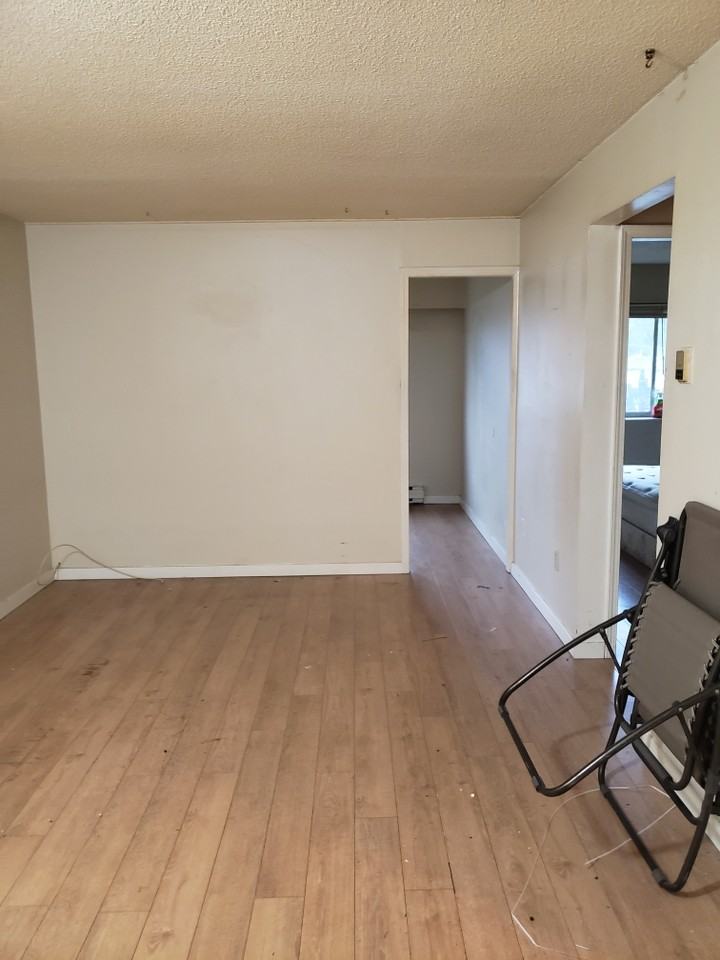 646 Admirals Road #17 - Photo 2 of 8