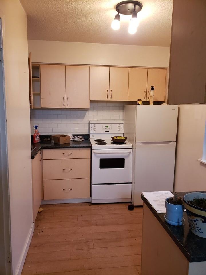 646 Admirals Road #17 - Photo 4 of 8