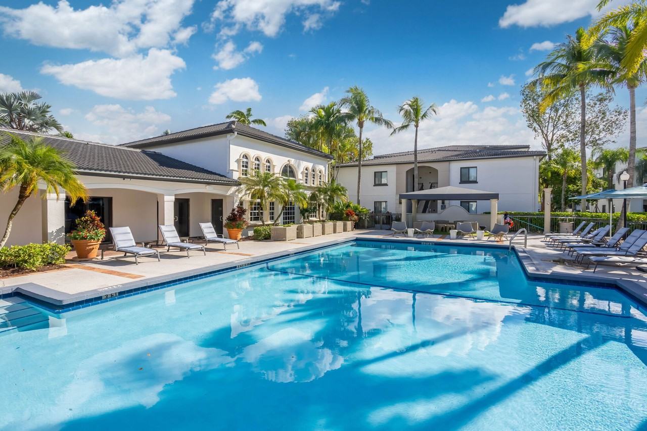 Marela Apartments - Photo 3 of 26