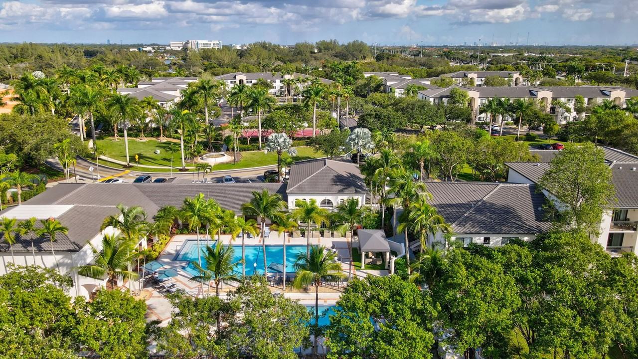 Marela Apartments - Photo 4 of 26