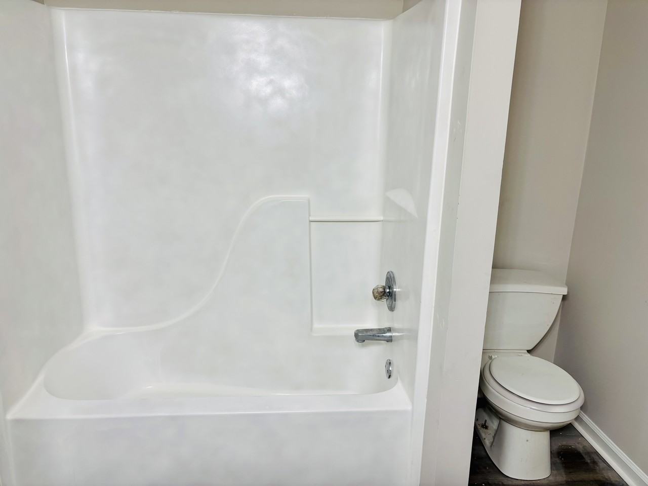 219 S Jefferson St #1 - Photo 6 of 11