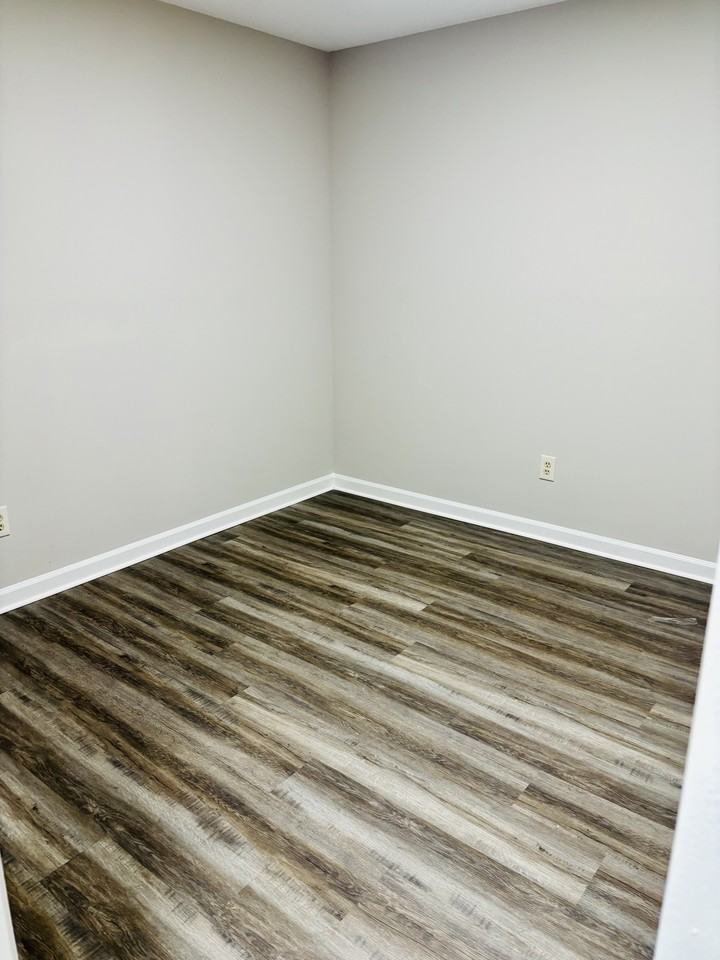 219 S Jefferson St #1 - Photo 7 of 11