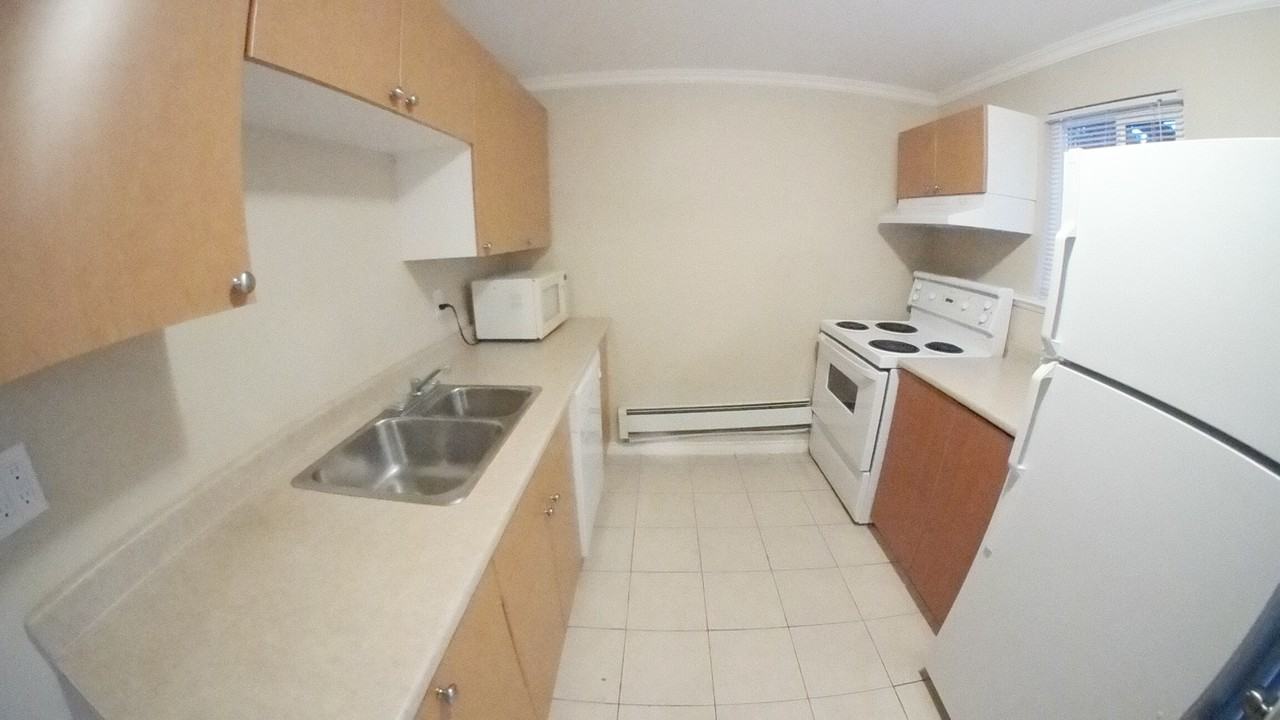 859 Paisley Avenue #BS - Photo 2 of 9