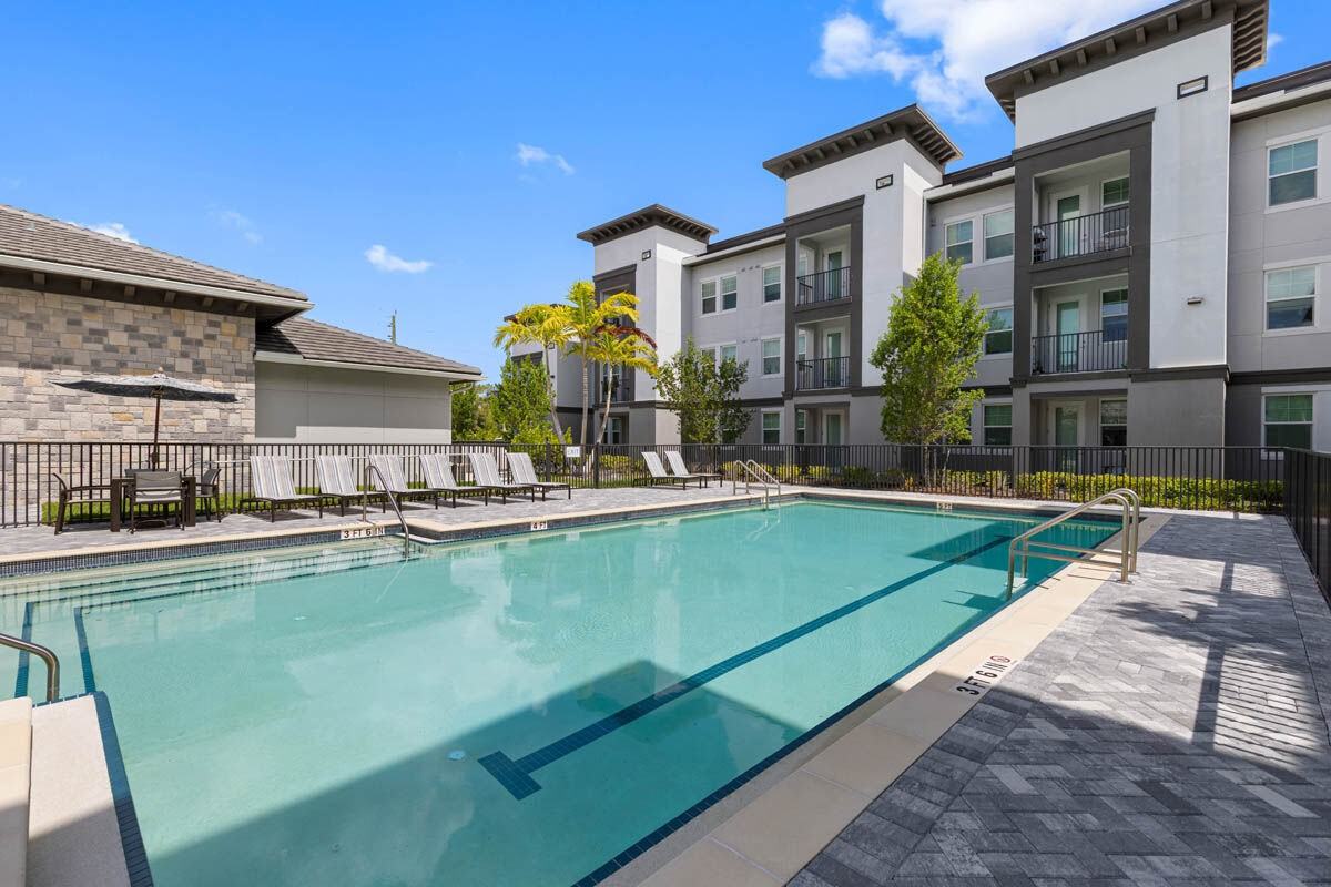 Ekos Santa Barbara - Photo 2 of 26