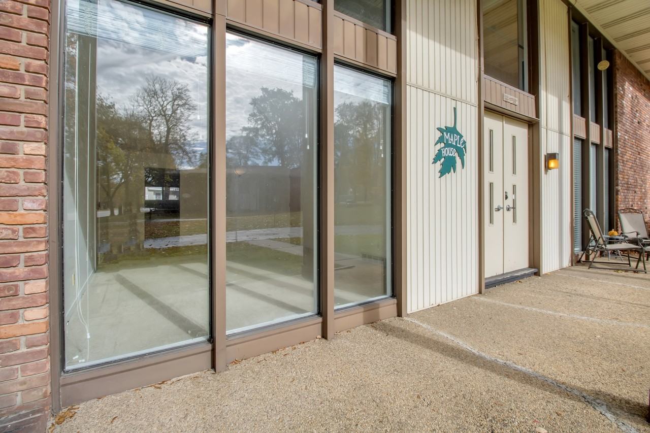 4493 South Buffalo Street - Photo 4 of 50